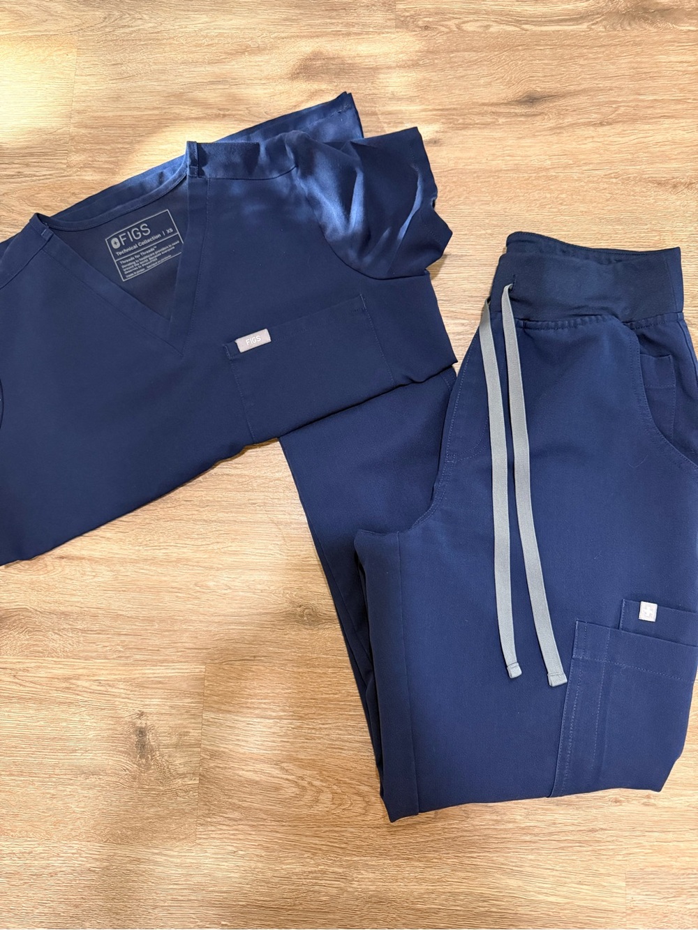 Figs Navy Scrub Set